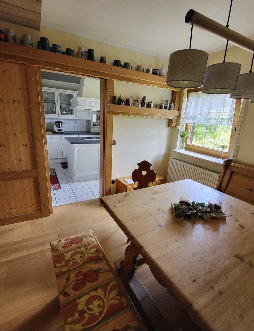 Predaj domu 221 m², pozemok 1.014 m², Pegnitz, Bavorsko Predaj domu 221 m², pozemok 1.014 m², Pegnitz, Bavorsko