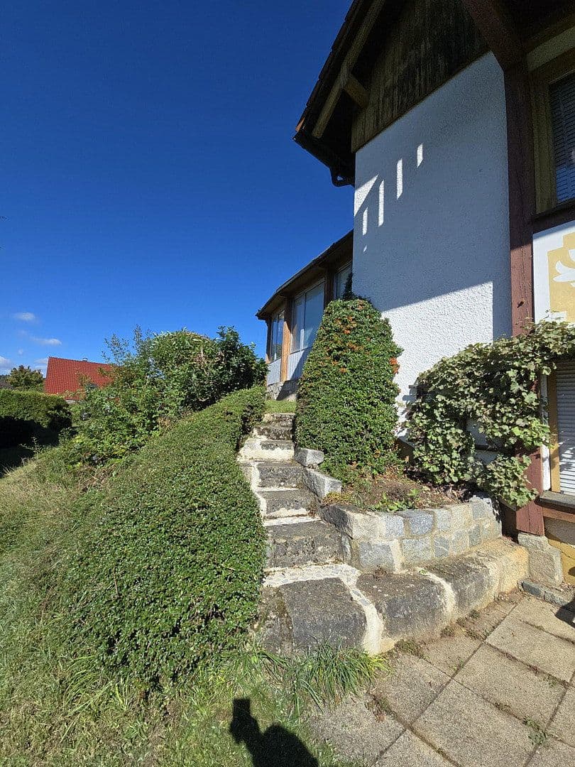 Predaj domu 221 m², pozemok 1.014 m², Pegnitz, Bavorsko Predaj domu 221 m², pozemok 1.014 m², Pegnitz, Bavorsko