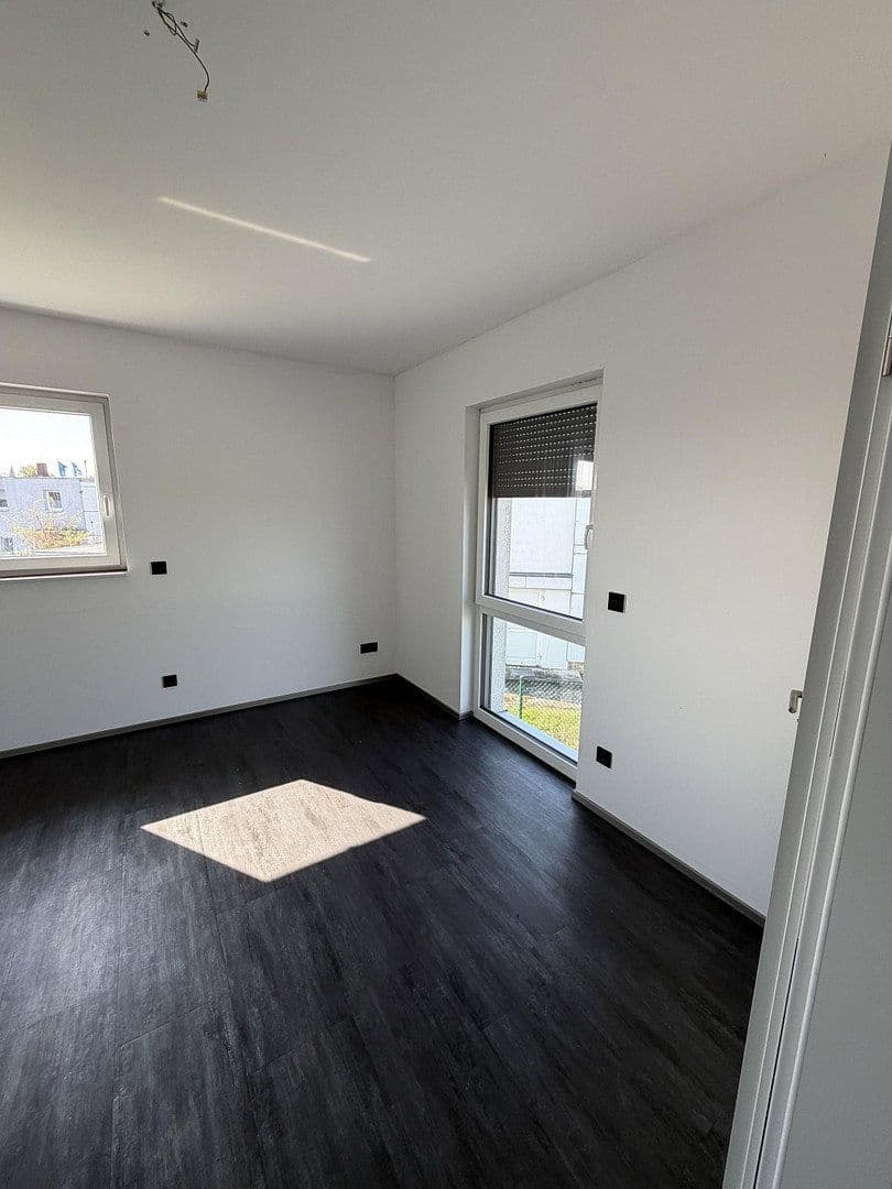 Predaj domu 270 m², pozemok 1.031 m², Königslutter am Elm, Dolné Sasko Predaj domu 270 m², pozemok 1.031 m², Königslutter am Elm, Dolné Sasko