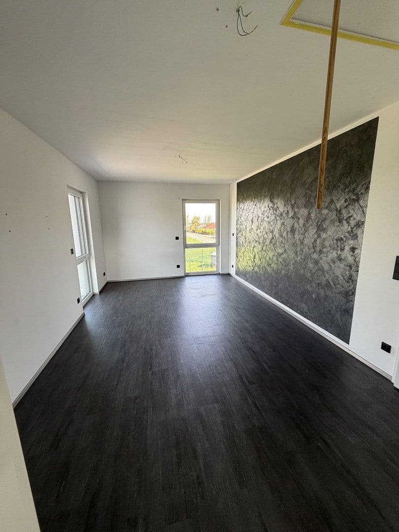 Predaj domu 270 m², pozemok 1.031 m², Königslutter am Elm, Dolné Sasko Predaj domu 270 m², pozemok 1.031 m², Königslutter am Elm, Dolné Sasko