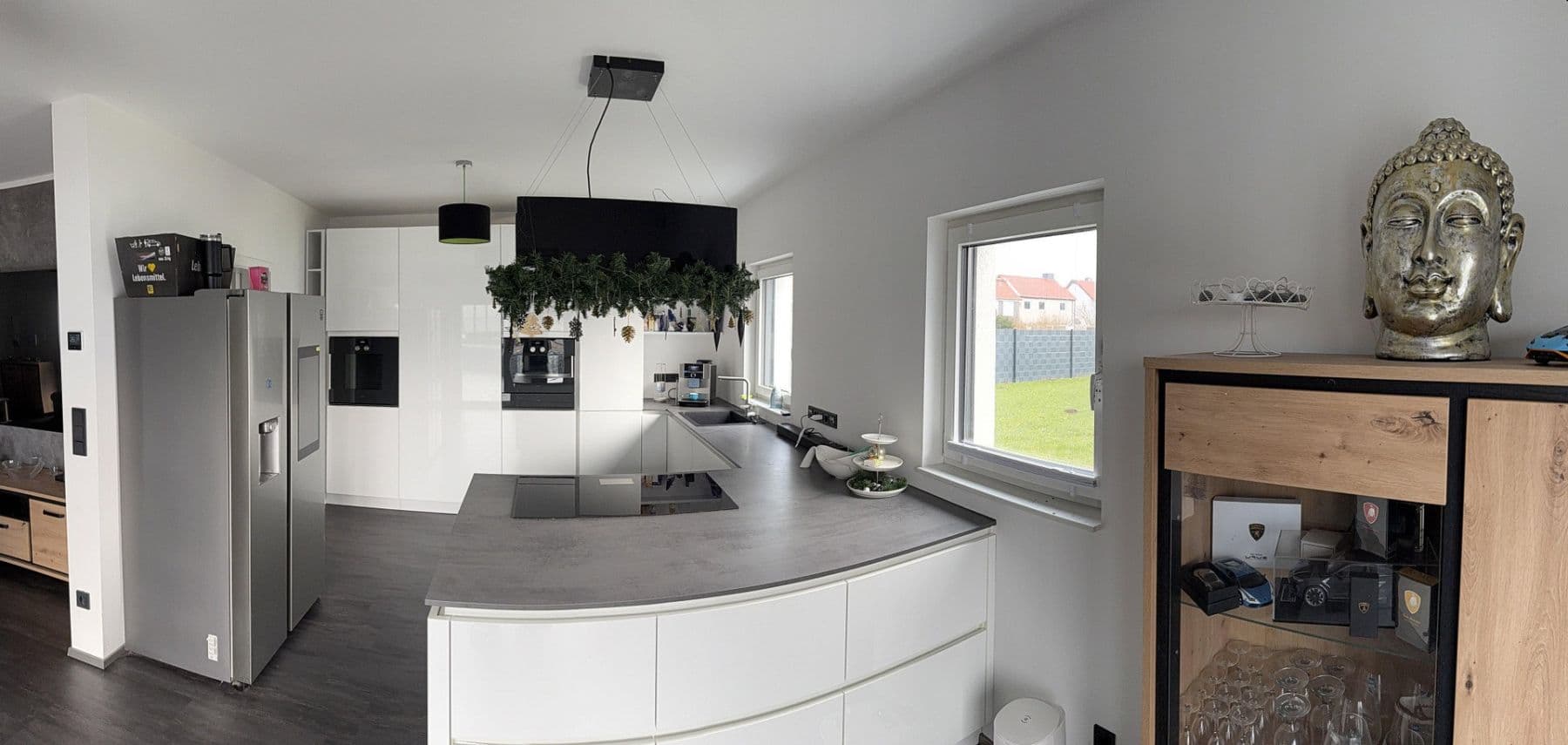 Predaj domu 270 m², pozemok 1.031 m², Königslutter am Elm, Dolné Sasko Predaj domu 270 m², pozemok 1.031 m², Königslutter am Elm, Dolné Sasko
