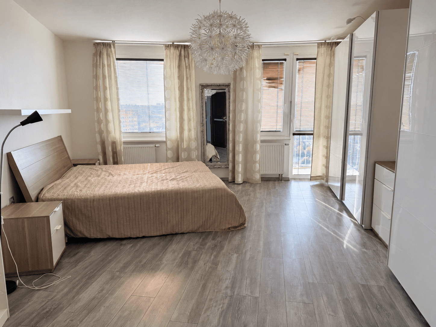 Prenájom bytu 5-izbový 138 m², Sluneční náměstí, Praha, Praha Prenájom bytu 5-izbový 138 m², Sluneční náměstí, Praha, Praha