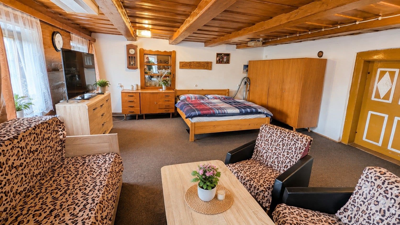 Predaj domu 252 m², pozemok 1.767 m², Cvikov, Liberecký kraj Predaj domu 252 m², pozemok 1.767 m², Cvikov, Liberecký kraj