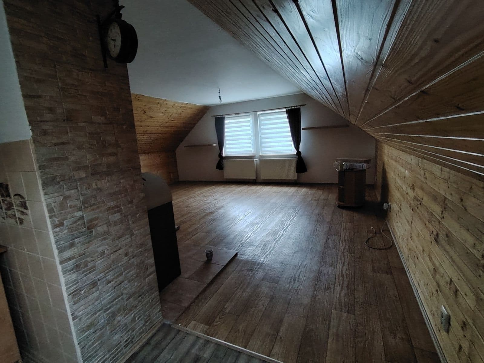 Prenájom bytu 2-izbový 85 m², Textilanská, Chrastava, Liberecký kraj Prenájom bytu 2-izbový 85 m², Textilanská, Chrastava, Liberecký kraj