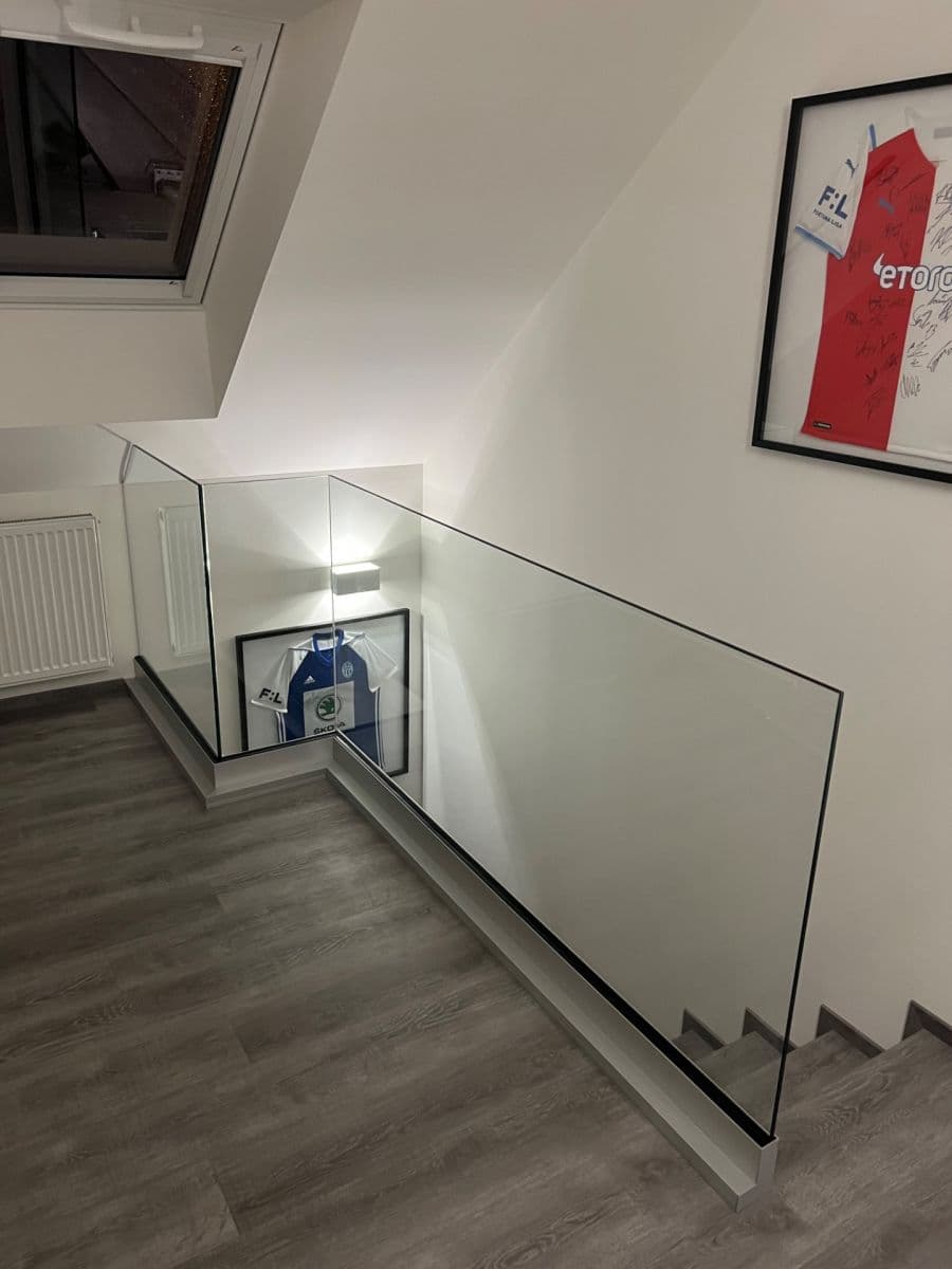 Prenájom domu 180 m², pozemok 70 m², Nepovolená, Praha, Praha Prenájom domu 180 m², pozemok 70 m², Nepovolená, Praha, Praha