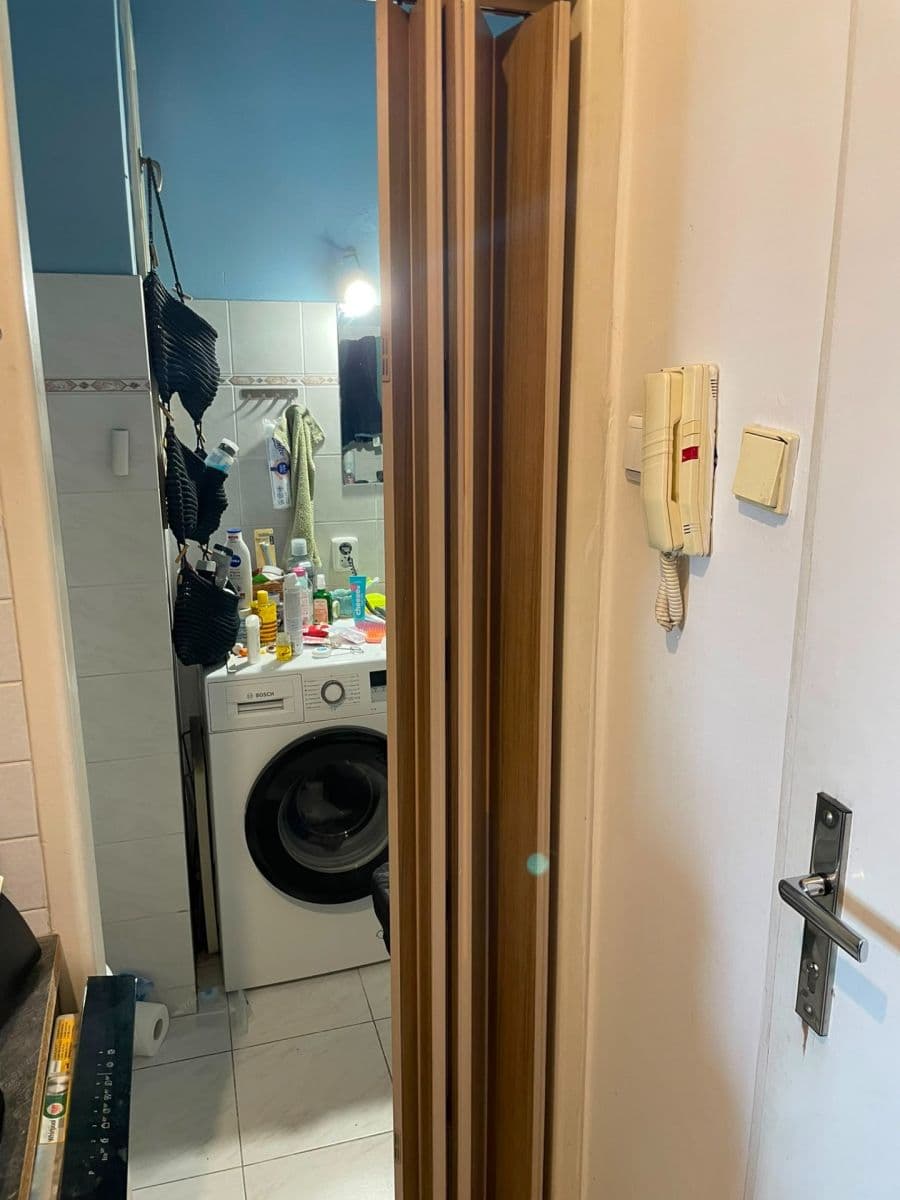 Prenájom bytu Garsoniéra 31 m², Žitná, Praha, Praha Prenájom bytu Garsoniéra 31 m², Žitná, Praha, Praha