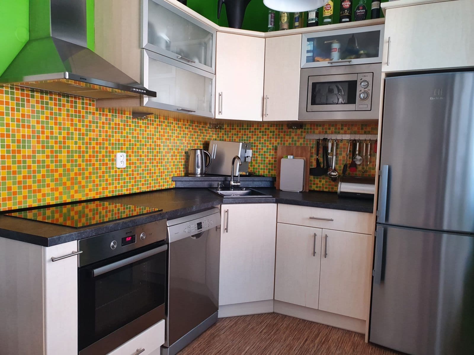 Prenájom bytu 2-izbový 53 m², Jozefa Gabčíka, Pardubice, Pardubický kraj Prenájom bytu 2-izbový 53 m², Jozefa Gabčíka, Pardubice, Pardubický kraj