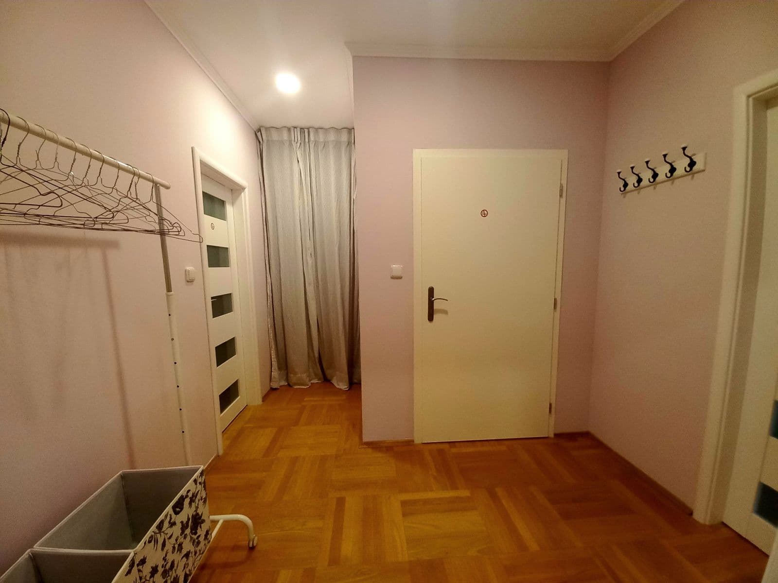 Prenájom bytu 2-izbový 60 m², Nenačovice, Středočeský kraj Prenájom bytu 2-izbový 60 m², Nenačovice, Středočeský kraj