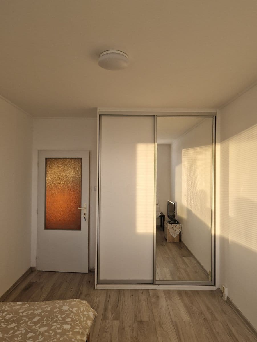 Predaj bytu 2-izbový 40 m², Makovského, Praha, Praha Predaj bytu 2-izbový 40 m², Makovského, Praha, Praha