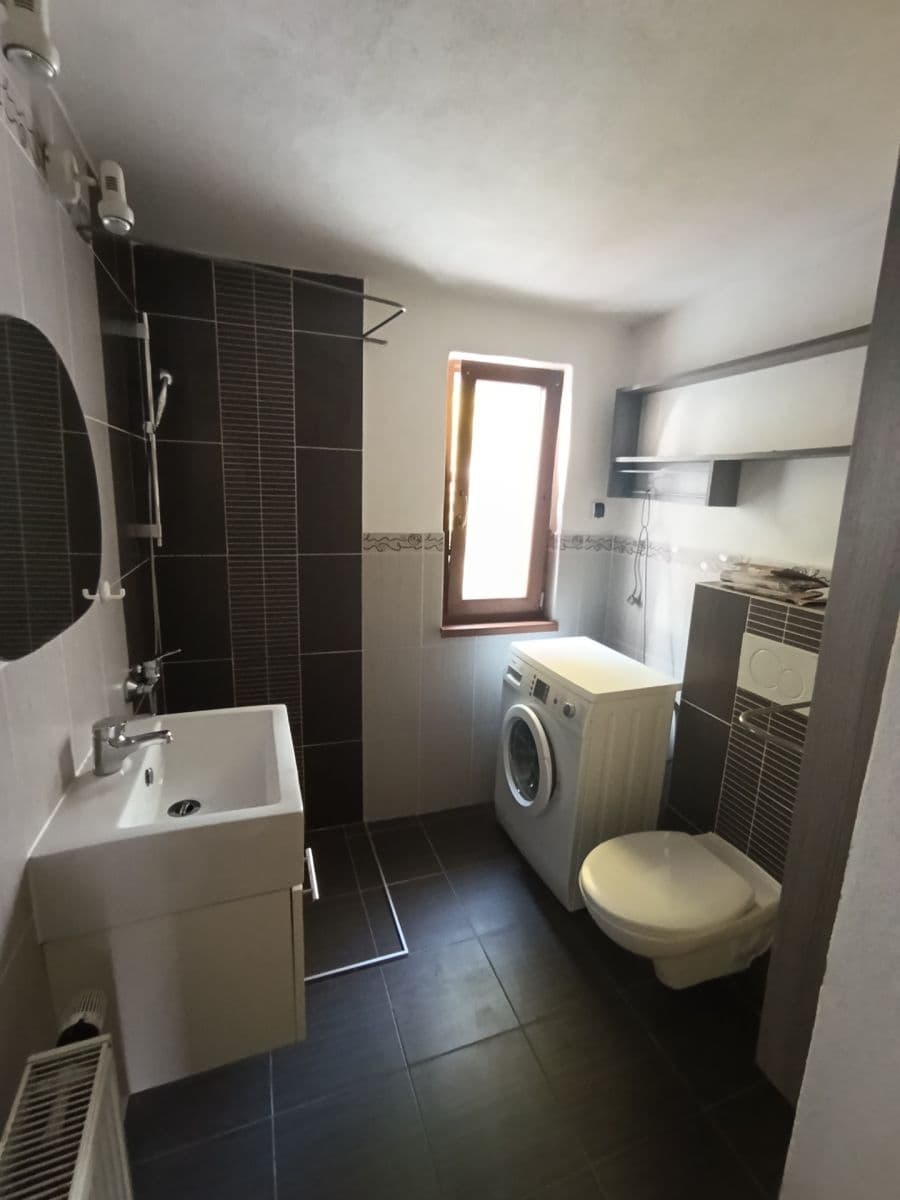 Prenájom bytu 2-izbový 51 m², Revoluční, Nýřany, Plzeňský kraj Prenájom bytu 2-izbový 51 m², Revoluční, Nýřany, Plzeňský kraj