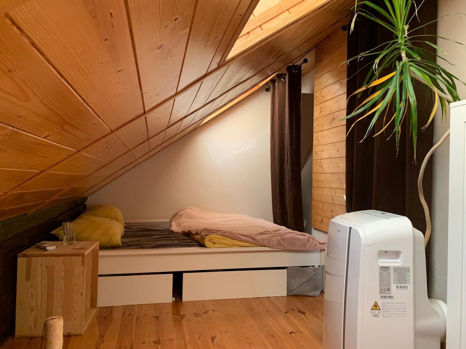 Predaj nebytového priestoru 38 m², Plzeňská, Praha, Praha Predaj nebytového priestoru 38 m², Plzeňská, Praha, Praha