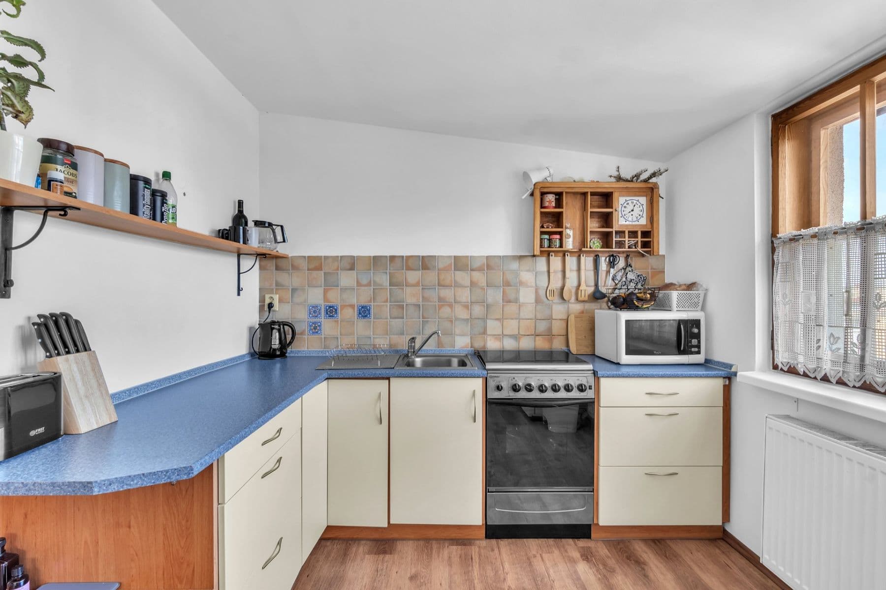 Prenájom bytu 1-izbový 45 m², Škroupova, Hradec Králové, Královéhradecký kraj Prenájom bytu 1-izbový 45 m², Škroupova, Hradec Králové, Královéhradecký kraj