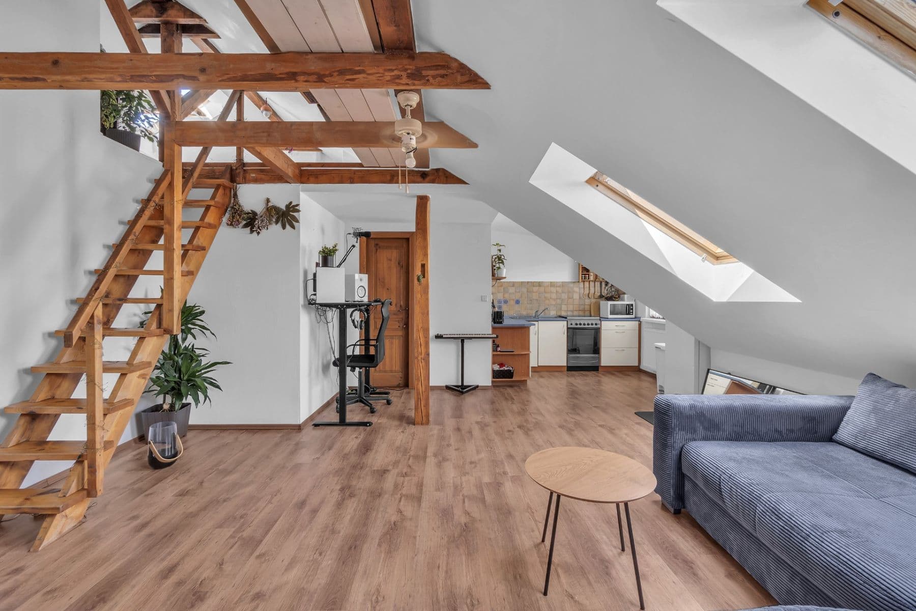 Prenájom bytu 1-izbový 45 m², Škroupova, Hradec Králové, Královéhradecký kraj Prenájom bytu 1-izbový 45 m², Škroupova, Hradec Králové, Královéhradecký kraj