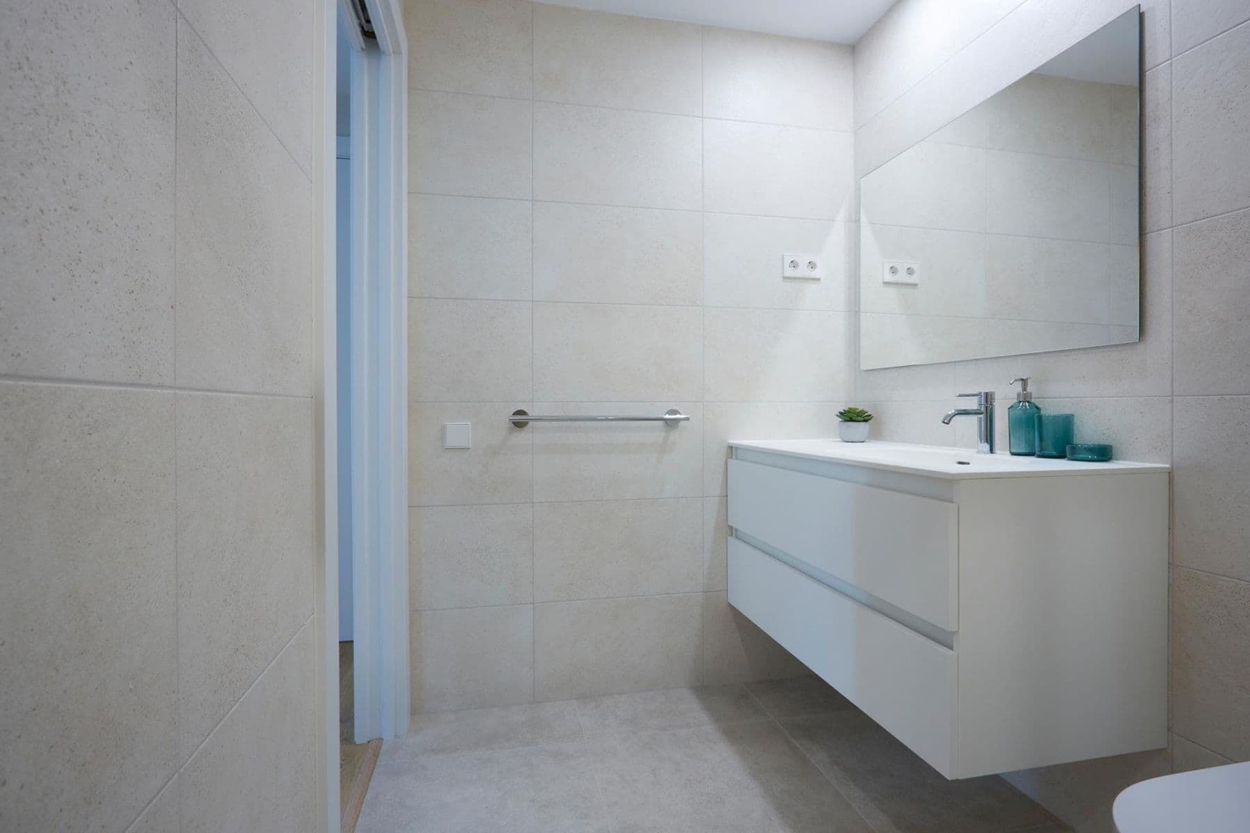 Prenájom bytu 2-izbový 80 m², Pitterova, Praha, Praha Prenájom bytu 2-izbový 80 m², Pitterova, Praha, Praha