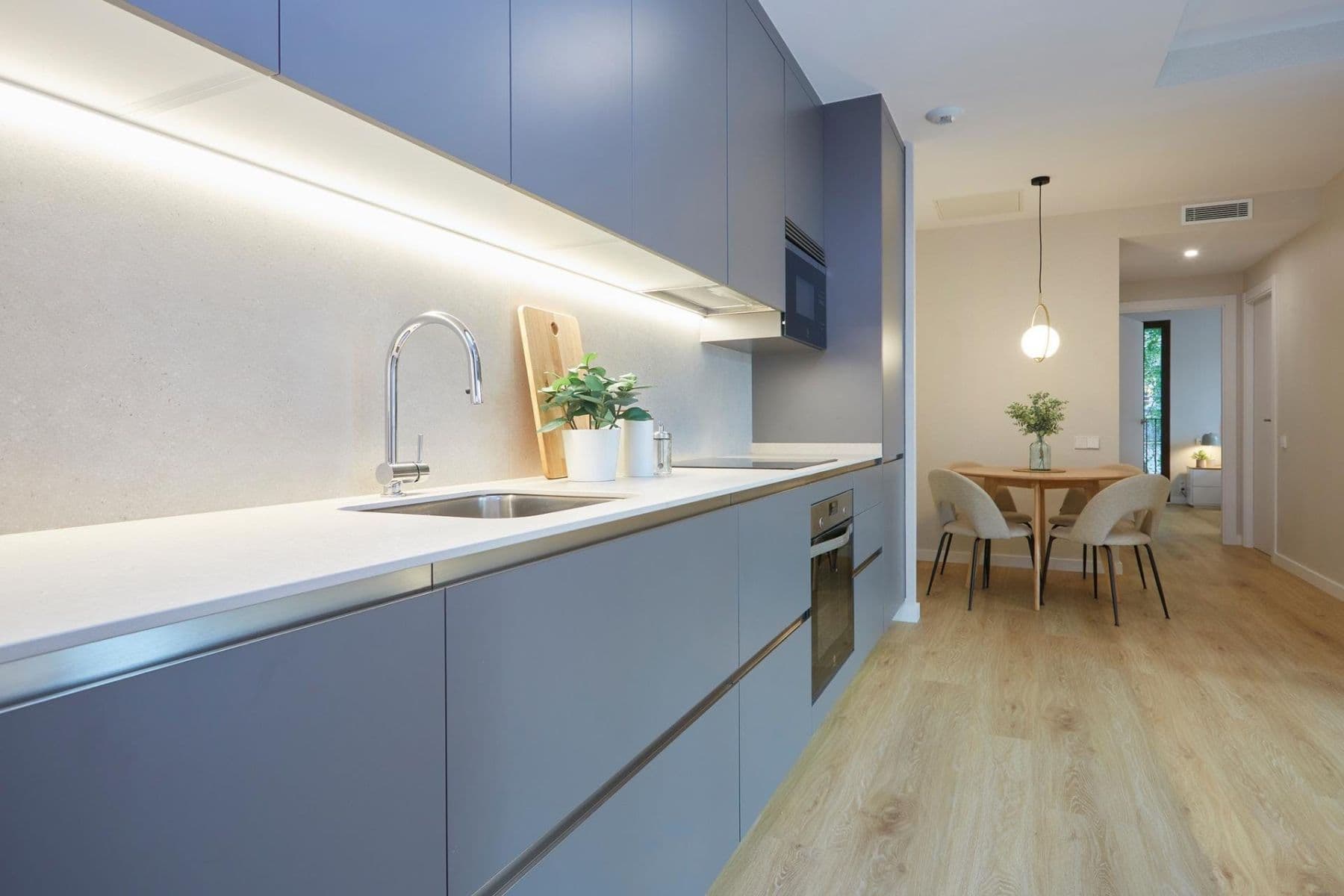 Prenájom bytu 2-izbový 80 m², Pitterova, Praha, Praha Prenájom bytu 2-izbový 80 m², Pitterova, Praha, Praha