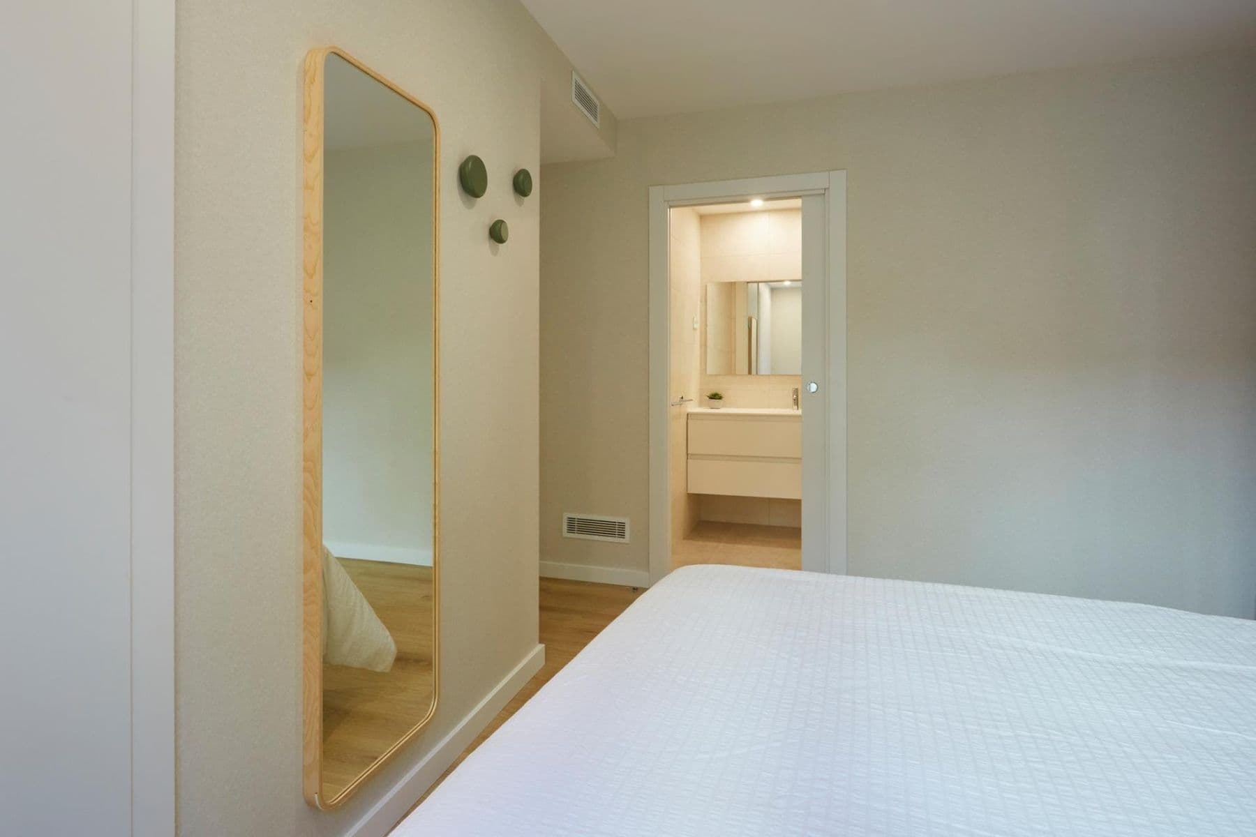 Prenájom bytu 2-izbový 80 m², Pitterova, Praha, Praha Prenájom bytu 2-izbový 80 m², Pitterova, Praha, Praha