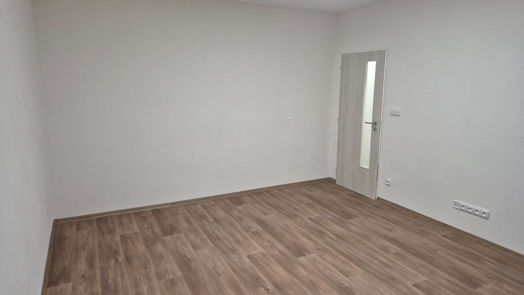 Prenájom bytu 1-izbový 30 m², Brožíkova, Brno, Jihomoravský kraj Prenájom bytu 1-izbový 30 m², Brožíkova, Brno, Jihomoravský kraj