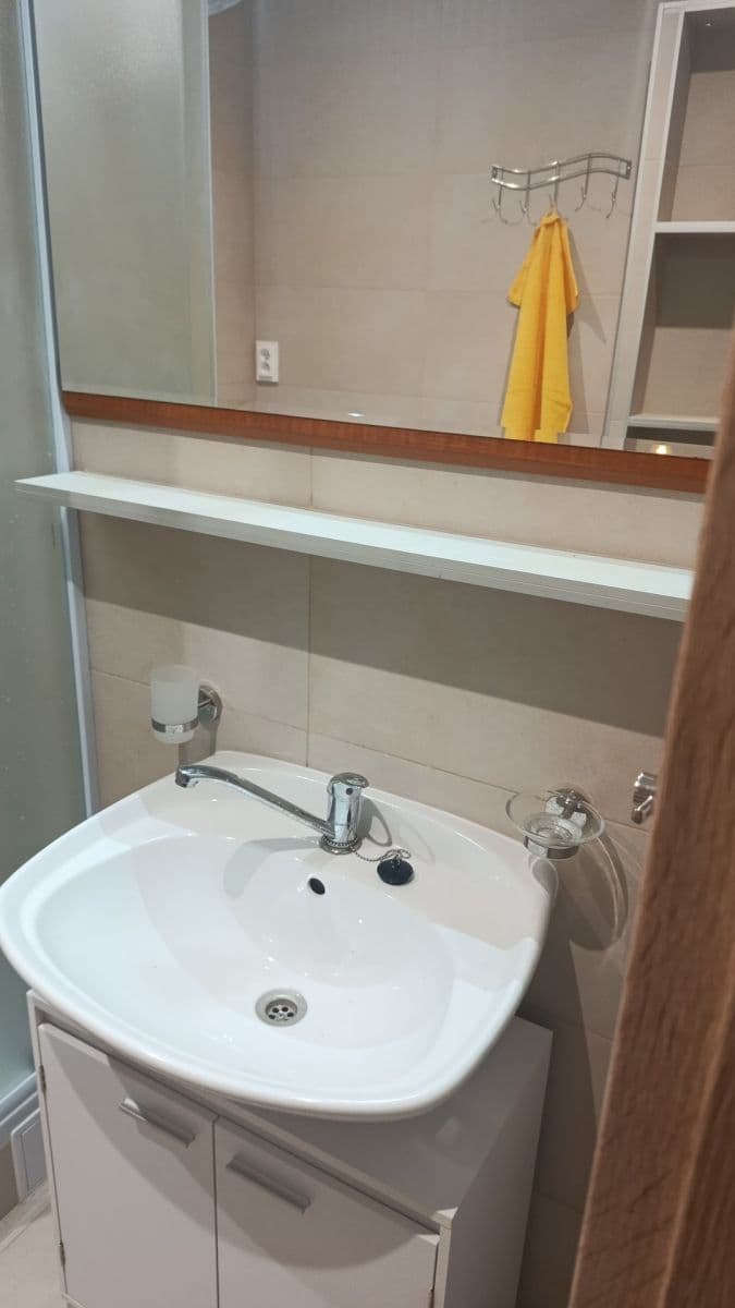 Prenájom bytu 3-izbový 78 m², Kemi, Liptovský Mikuláš, Žilinský kraj Prenájom bytu 3-izbový 78 m², Kemi, Liptovský Mikuláš, Žilinský kraj