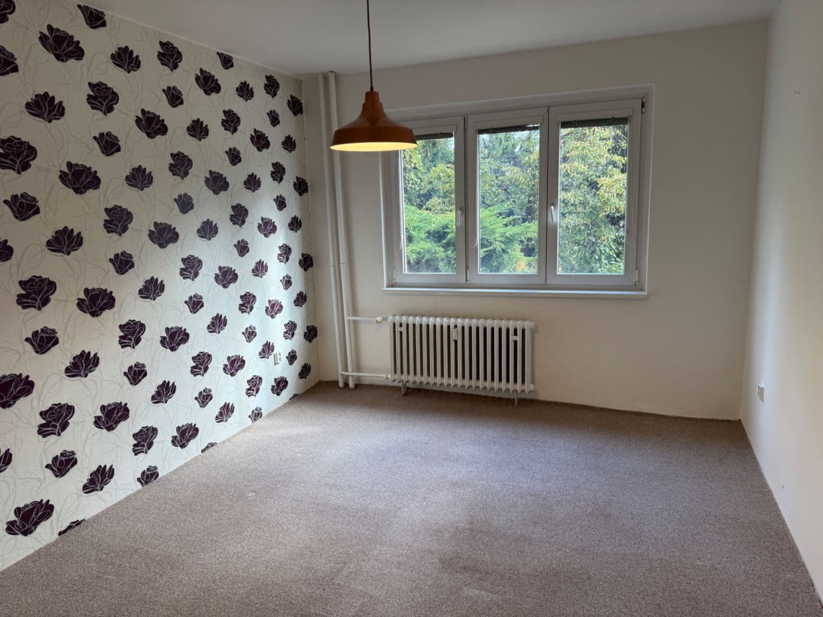 Prenájom bytu 3-izbový 72 m², Syrská, Praha, Praha Prenájom bytu 3-izbový 72 m², Syrská, Praha, Praha