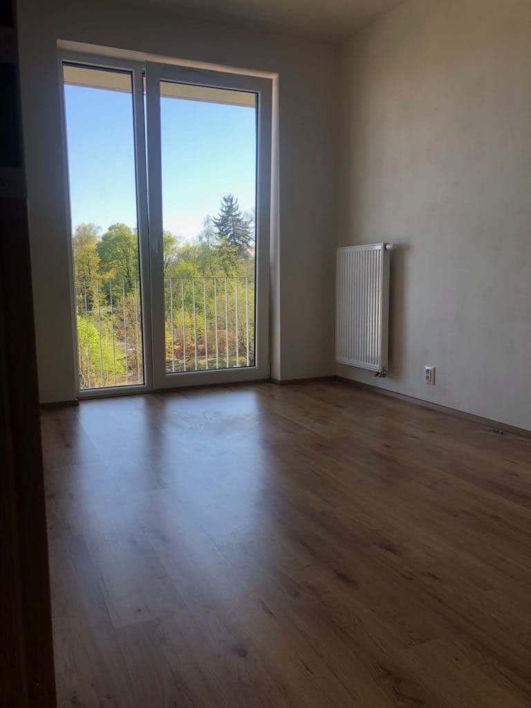 Predaj bytu 2-izbový 60 m², V Hliníkách, Chrudim, Pardubický kraj Predaj bytu 2-izbový 60 m², V Hliníkách, Chrudim, Pardubický kraj