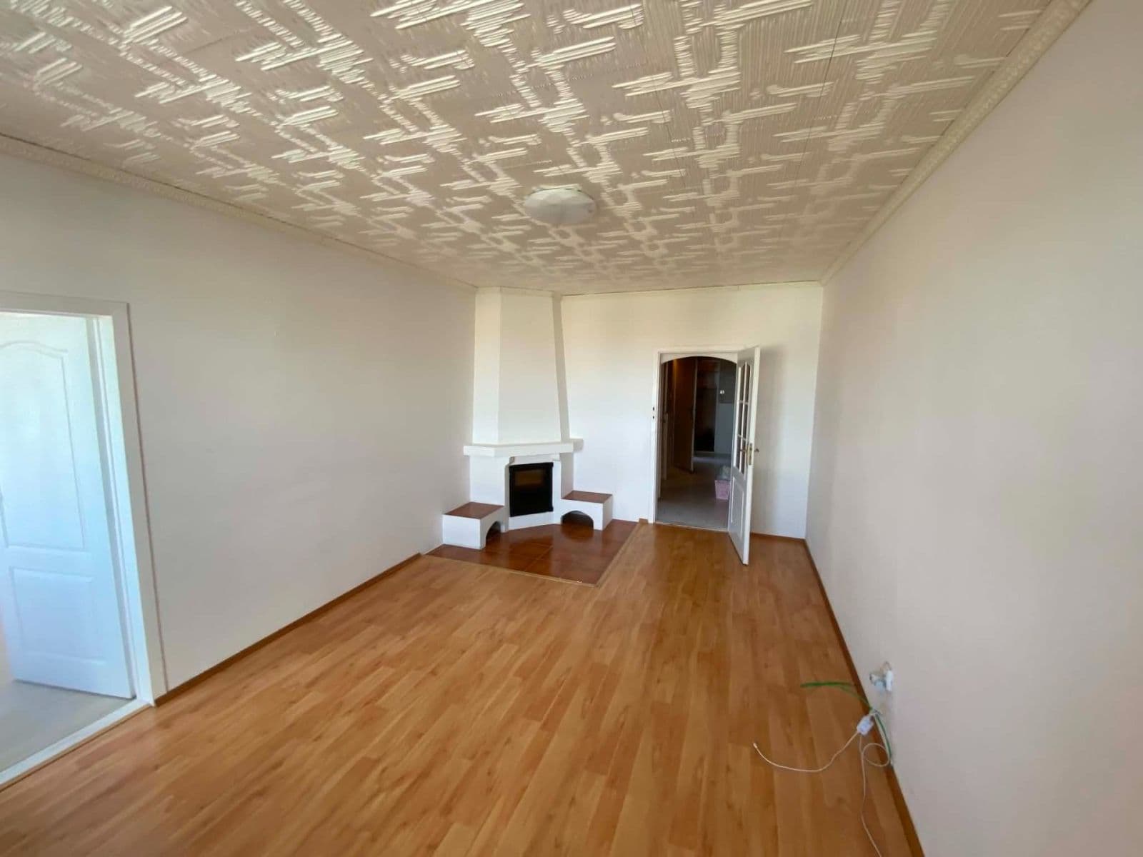 Predaj bytu 4-izbový 84 m², Kosmonautů, Jindřichův Hradec, Jihočeský kraj Predaj bytu 4-izbový 84 m², Kosmonautů, Jindřichův Hradec, Jihočeský kraj