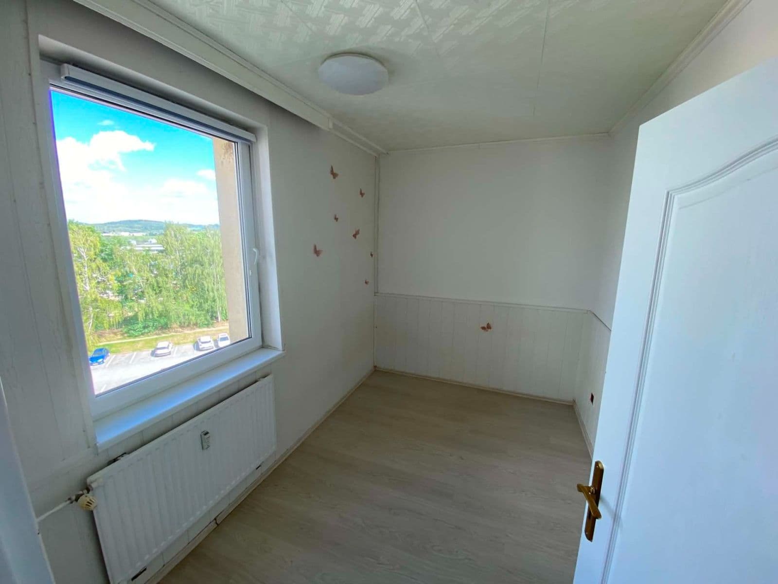 Predaj bytu 4-izbový 84 m², Kosmonautů, Jindřichův Hradec, Jihočeský kraj Predaj bytu 4-izbový 84 m², Kosmonautů, Jindřichův Hradec, Jihočeský kraj