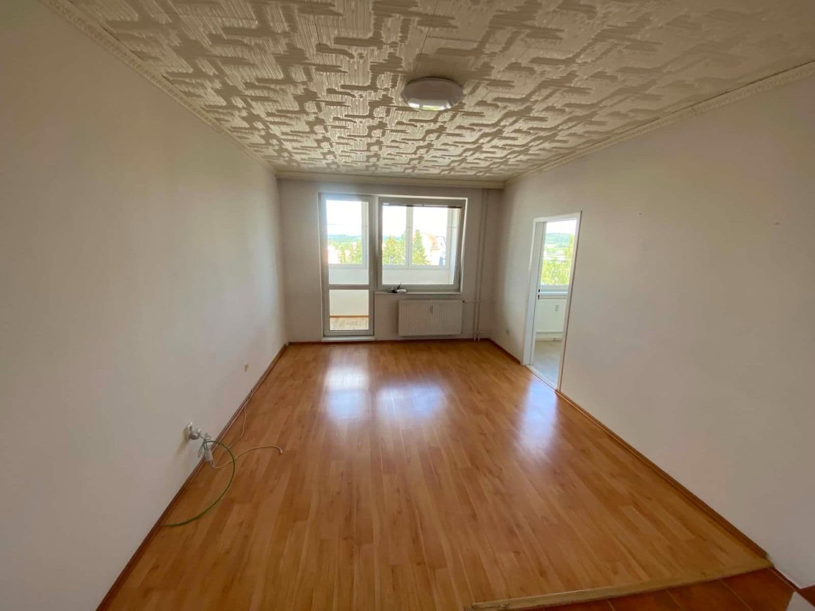 Predaj bytu 4-izbový 84 m², Kosmonautů, Jindřichův Hradec, Jihočeský kraj Predaj bytu 4-izbový 84 m², Kosmonautů, Jindřichův Hradec, Jihočeský kraj