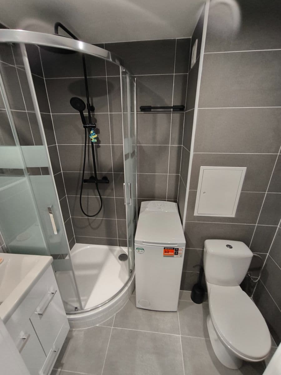 Prenájom bytu Garsoniéra 20 m², Pri kaštieli, Holíč, Trnavský kraj Prenájom bytu Garsoniéra 20 m², Pri kaštieli, Holíč, Trnavský kraj