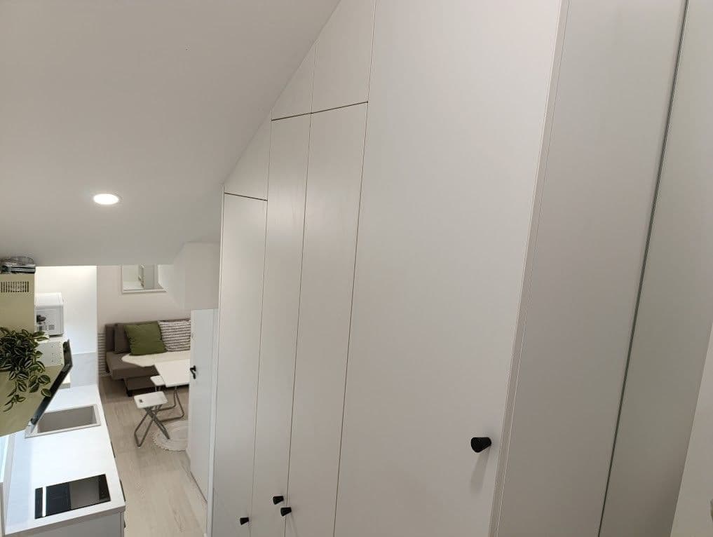 Prenájom bytu 1-izbový 16 m², Benátská, Praha, Praha Prenájom bytu 1-izbový 16 m², Benátská, Praha, Praha