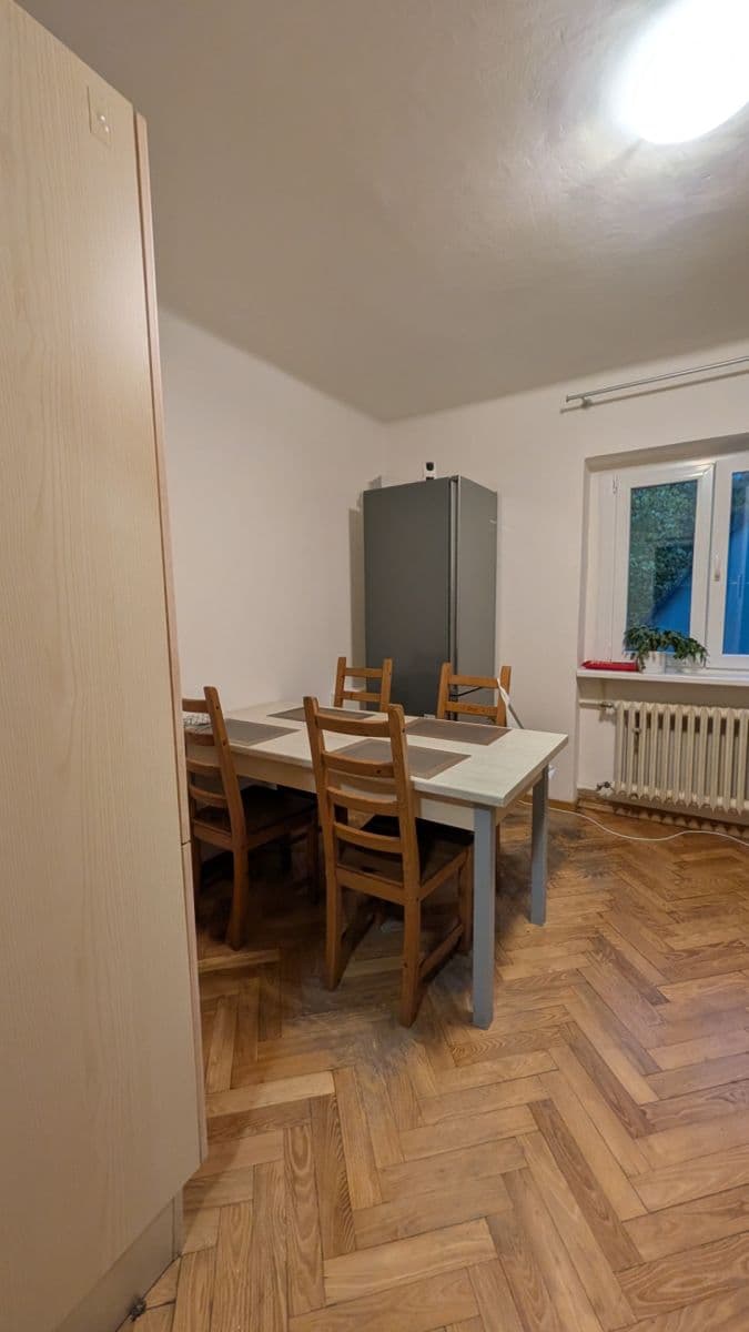 Prenájom bytu Garsoniéra 18 m², 5. máje, Praha, Praha Prenájom bytu Garsoniéra 18 m², 5. máje, Praha, Praha