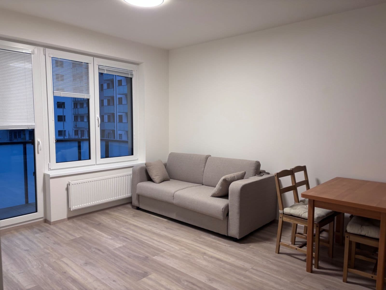 Prenájom bytu 2-izbový 40 m², Arnošta Staňka, Praha, Praha Prenájom bytu 2-izbový 40 m², Arnošta Staňka, Praha, Praha