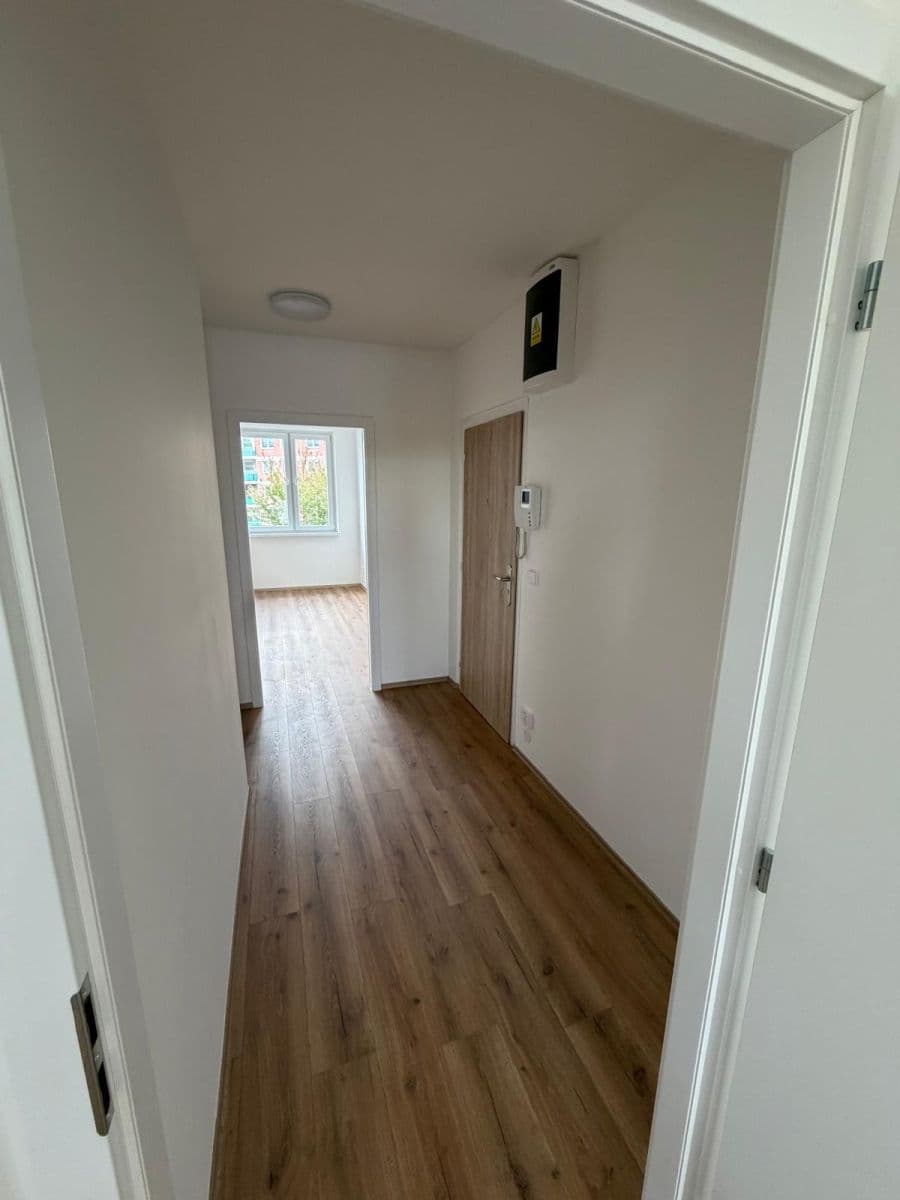 Predaj bytu 3-izbový 71 m², Breitcetlova, Praha, Praha Predaj bytu 3-izbový 71 m², Breitcetlova, Praha, Praha