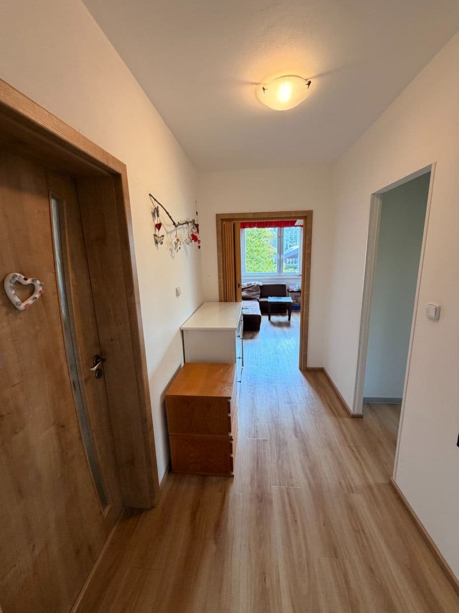 Prenájom bytu 4-izbový 80 m², Petržílkova, Praha, Praha Prenájom bytu 4-izbový 80 m², Petržílkova, Praha, Praha