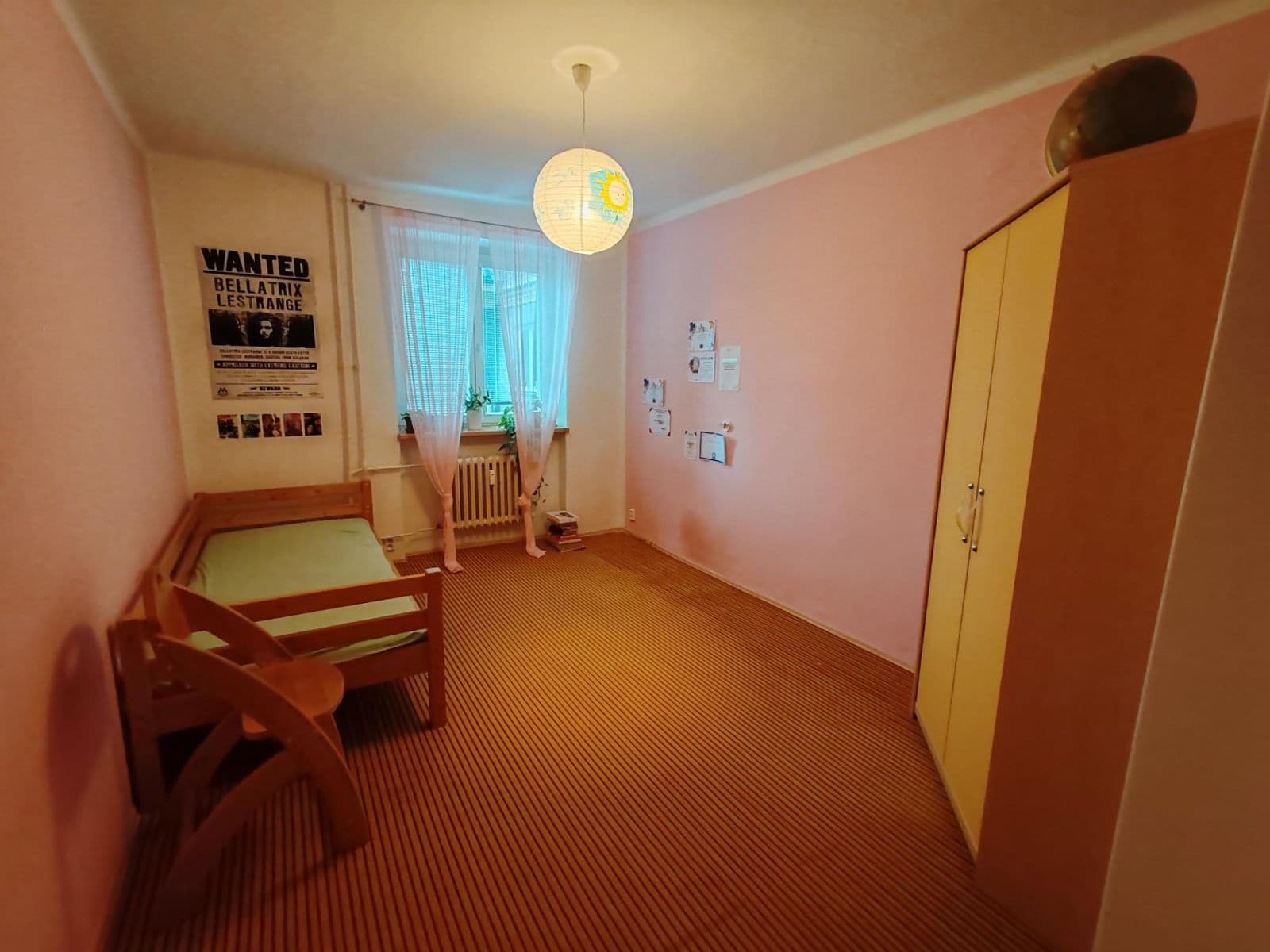 Prenájom bytu 4-izbový 120 m², Komenského, Ostrava, Moravskoslezský kraj Prenájom bytu 4-izbový 120 m², Komenského, Ostrava, Moravskoslezský kraj