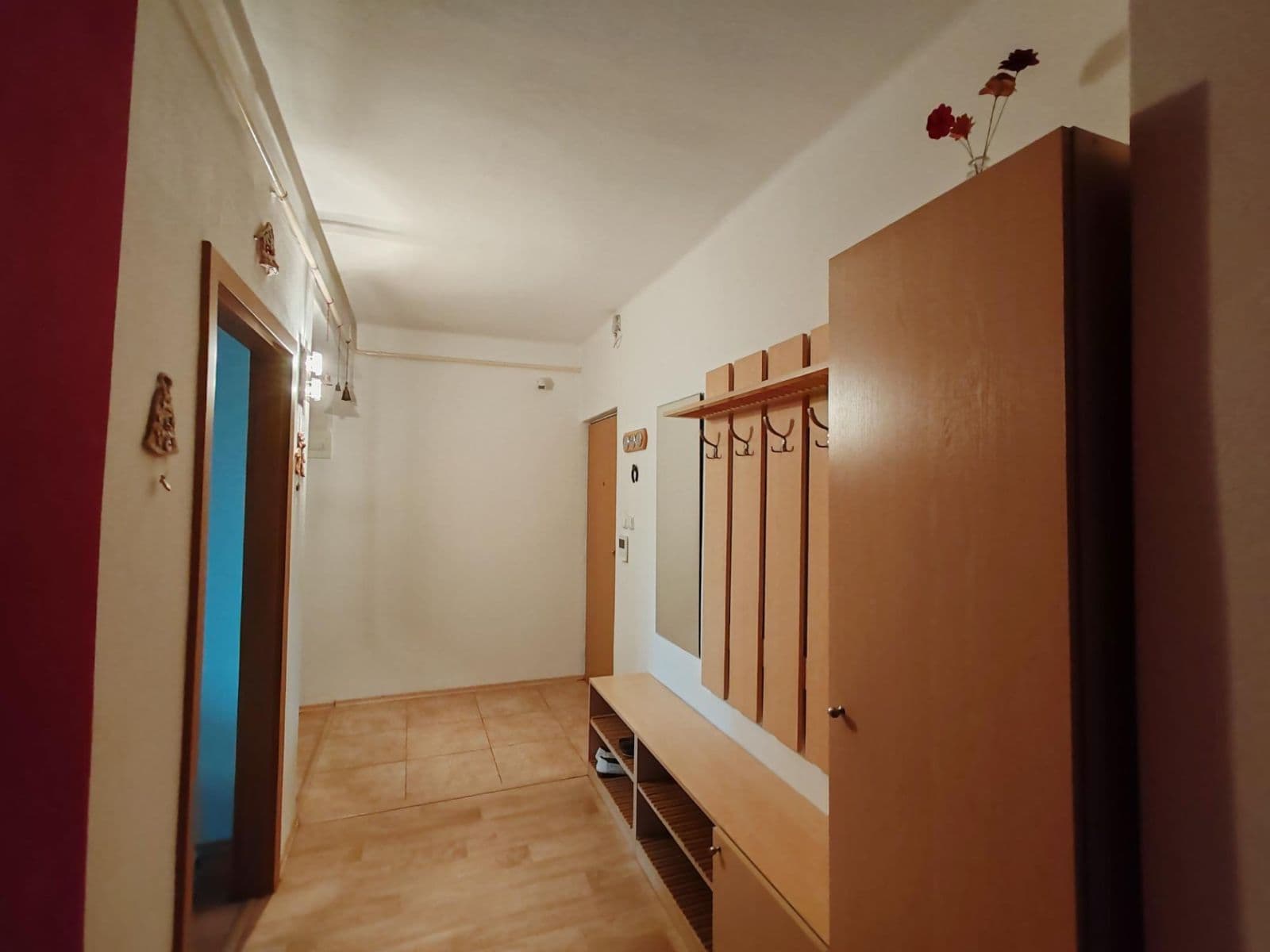 Prenájom bytu 4-izbový 120 m², Komenského, Ostrava, Moravskoslezský kraj Prenájom bytu 4-izbový 120 m², Komenského, Ostrava, Moravskoslezský kraj