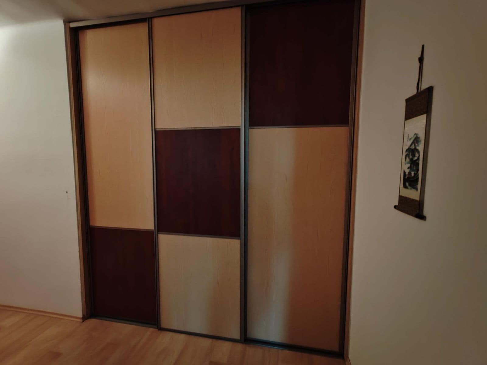 Prenájom bytu 4-izbový 120 m², Komenského, Ostrava, Moravskoslezský kraj Prenájom bytu 4-izbový 120 m², Komenského, Ostrava, Moravskoslezský kraj
