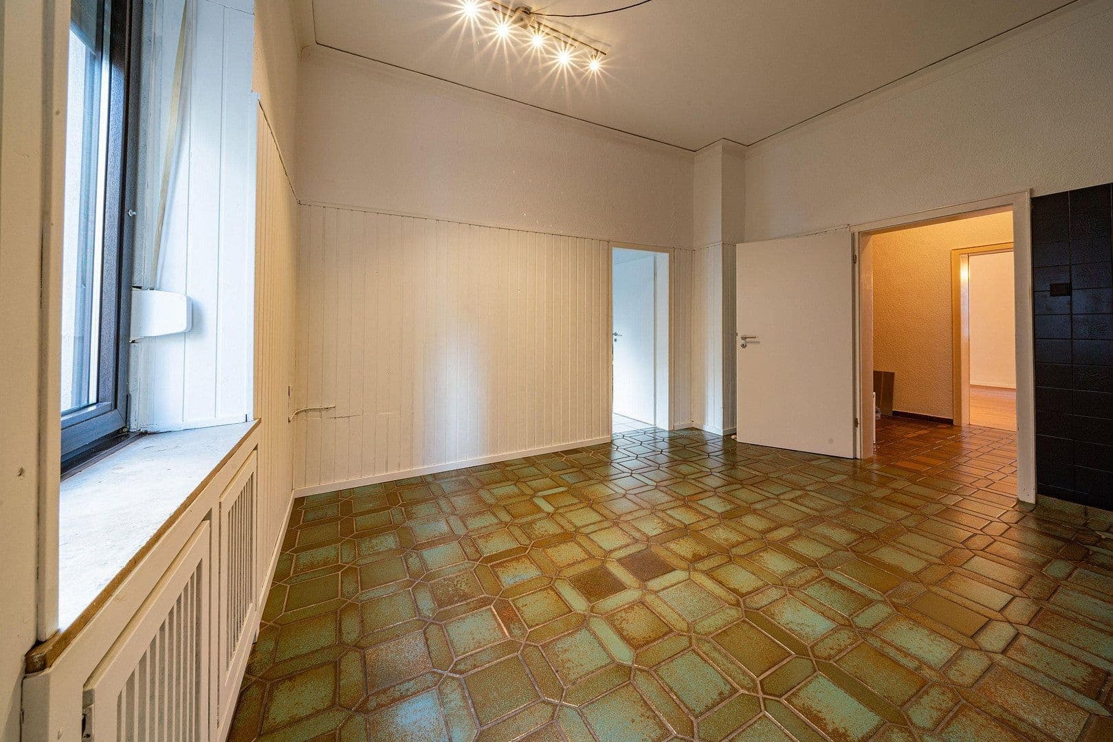 Prenájom bytu 5-izbový 120 m², Froschlake 12, Dortmund, Severné Porýnie - Westfálsko Prenájom bytu 5-izbový 120 m², Froschlake 12, Dortmund, Severné Porýnie - Westfálsko