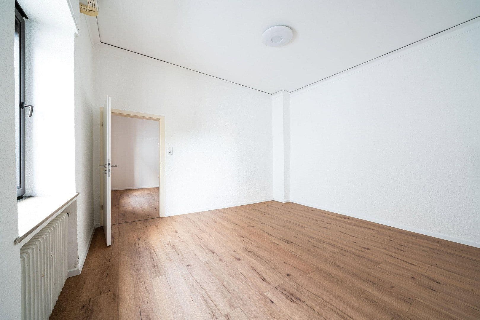 Prenájom bytu 5-izbový 120 m², Froschlake 12, Dortmund, Severné Porýnie - Westfálsko Prenájom bytu 5-izbový 120 m², Froschlake 12, Dortmund, Severné Porýnie - Westfálsko