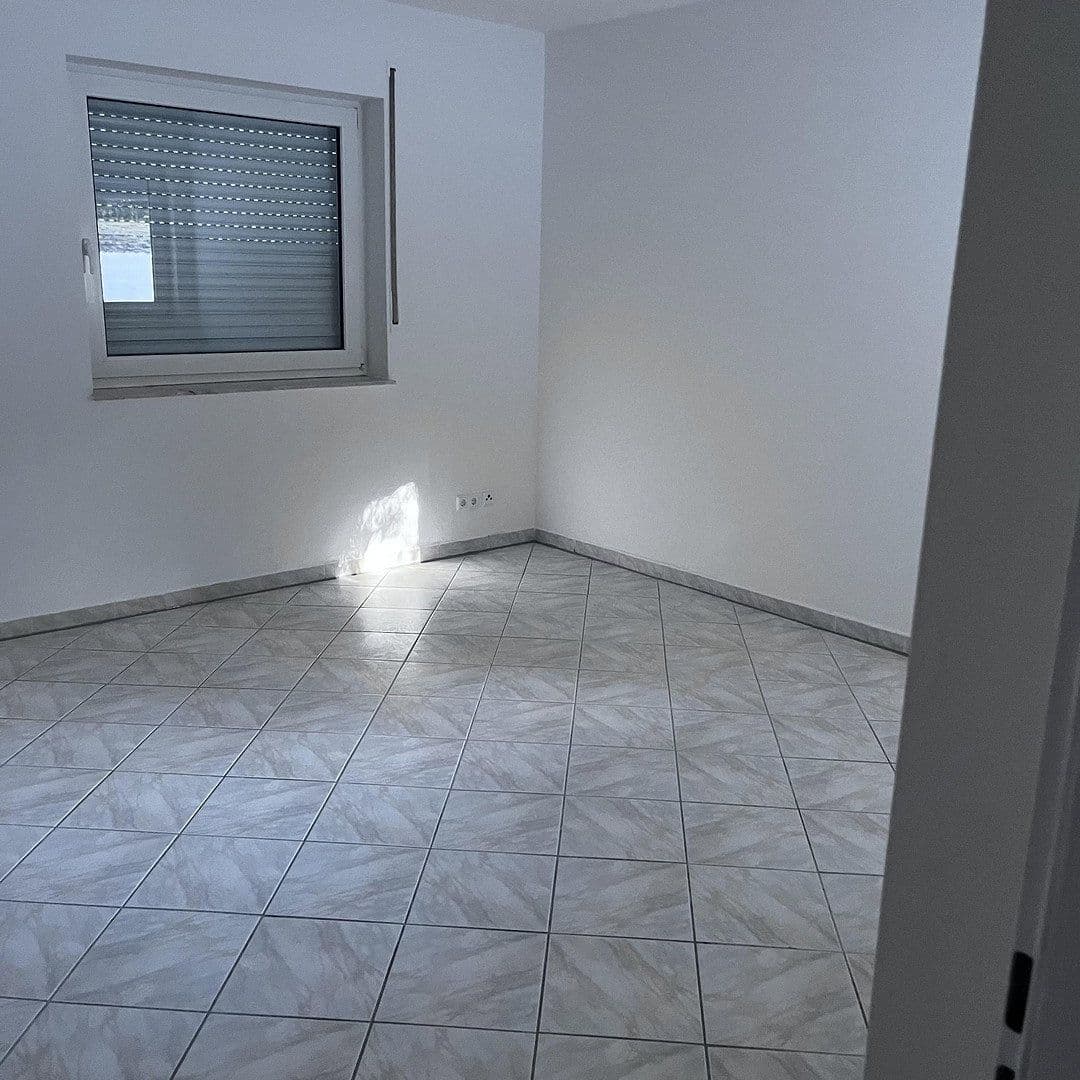 Predaj bytu 4-izbový 110 m², Berlin, Berlín Predaj bytu 4-izbový 110 m², Berlin, Berlín