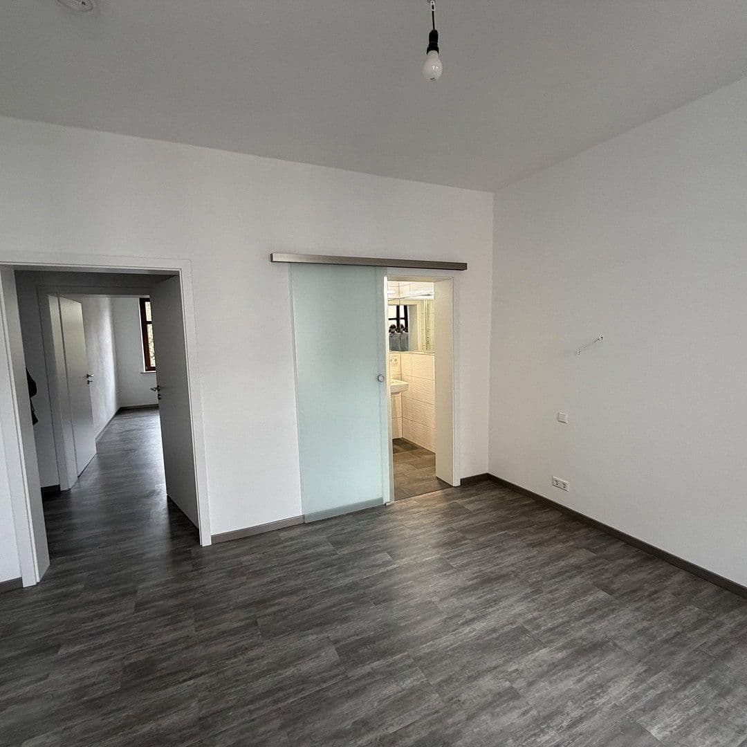 Prenájom bytu 2-izbový 64 m², Werdauerstr.1, Zwickau, Sasko Prenájom bytu 2-izbový 64 m², Werdauerstr.1, Zwickau, Sasko