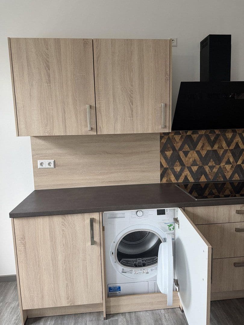 Prenájom bytu 2-izbový 64 m², Werdauerstr.1, Zwickau, Sasko Prenájom bytu 2-izbový 64 m², Werdauerstr.1, Zwickau, Sasko