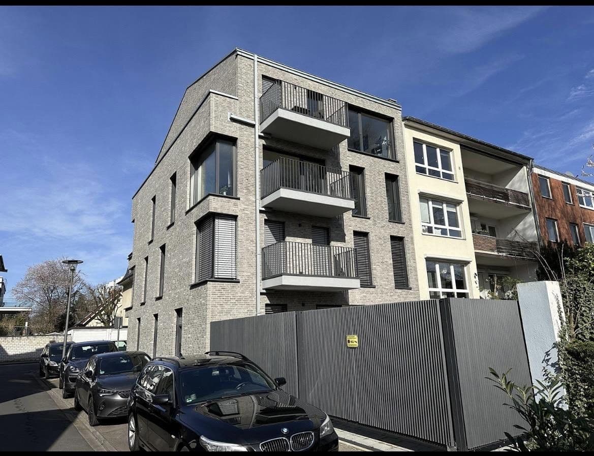 Prenájom bytu 2-izbový 83 m², Frankstrasse 11, Köln Rodenkirchen, Severné Porýnie - Westfálsko Prenájom bytu 2-izbový 83 m², Frankstrasse 11, Köln Rodenkirchen, Severné Porýnie - Westfálsko