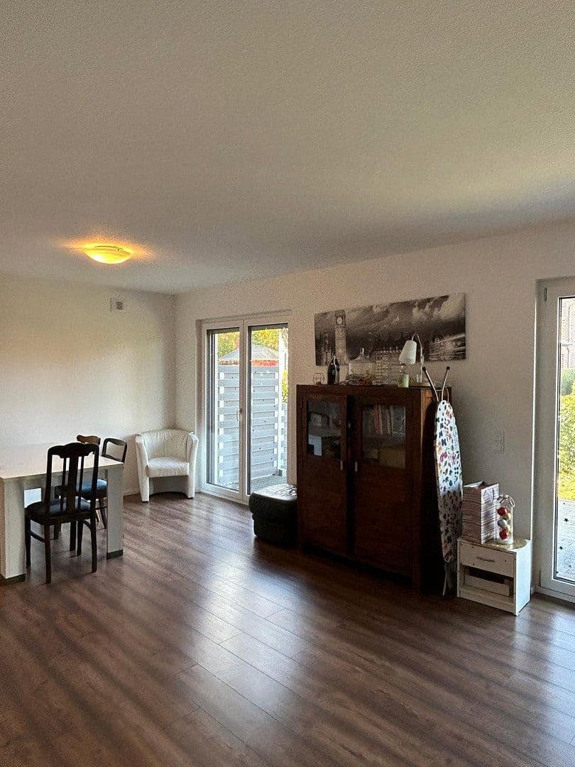 Prenájom bytu 3-izbový 110 m², Römerallee 36 b, Zülpich, Severné Porýnie - Westfálsko Prenájom bytu 3-izbový 110 m², Römerallee 36 b, Zülpich, Severné Porýnie - Westfálsko