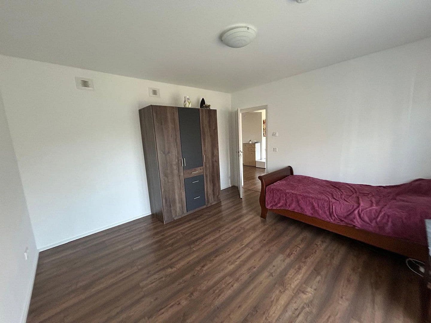 Prenájom bytu 3-izbový 110 m², Römerallee 36 b, Zülpich, Severné Porýnie - Westfálsko Prenájom bytu 3-izbový 110 m², Römerallee 36 b, Zülpich, Severné Porýnie - Westfálsko