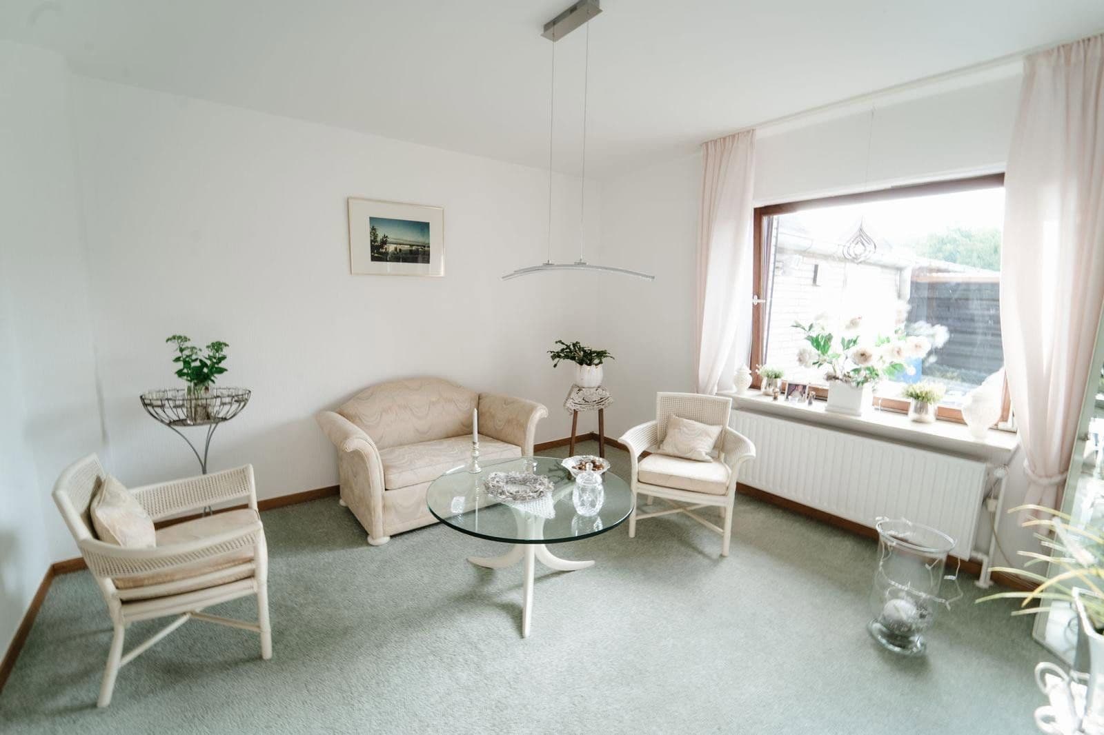 Predaj domu 140 m², pozemok 650 m², Lärchenweg 4, Hanerau-Hademarschen, Šlezvicko-Holštajnsko Predaj domu 140 m², pozemok 650 m², Lärchenweg 4, Hanerau-Hademarschen, Šlezvicko-Holštajnsko