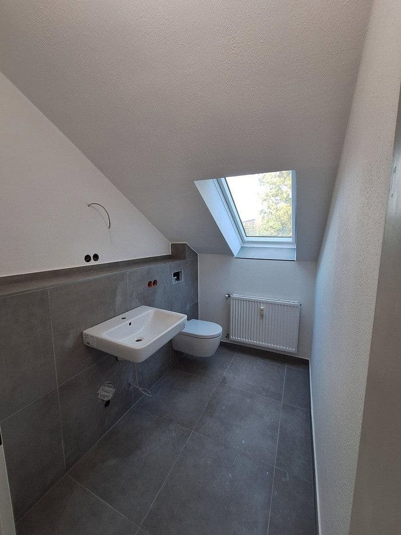 Prenájom bytu 3-izbový 90 m², Kirchweg 21, Garbsen, Dolné Sasko Prenájom bytu 3-izbový 90 m², Kirchweg 21, Garbsen, Dolné Sasko