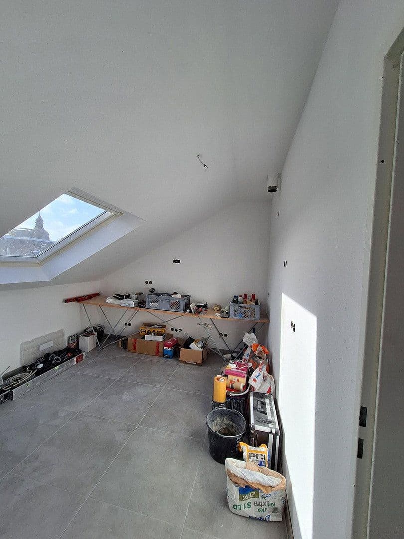 Prenájom bytu 3-izbový 90 m², Kirchweg 21, Garbsen, Dolné Sasko Prenájom bytu 3-izbový 90 m², Kirchweg 21, Garbsen, Dolné Sasko