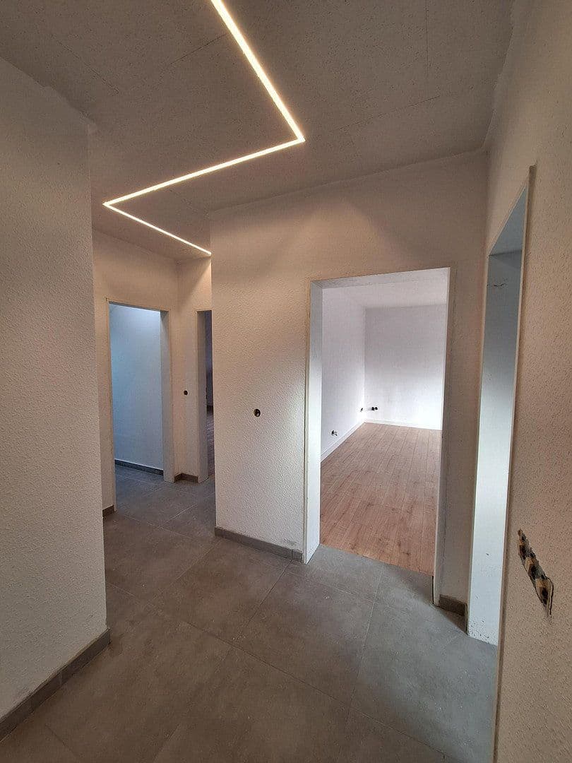 Prenájom bytu 3-izbový 90 m², Kirchweg 21, Garbsen, Dolné Sasko Prenájom bytu 3-izbový 90 m², Kirchweg 21, Garbsen, Dolné Sasko
