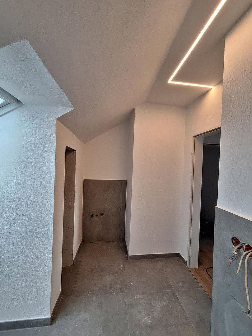 Prenájom bytu 3-izbový 90 m², Kirchweg 21, Garbsen, Dolné Sasko Prenájom bytu 3-izbový 90 m², Kirchweg 21, Garbsen, Dolné Sasko