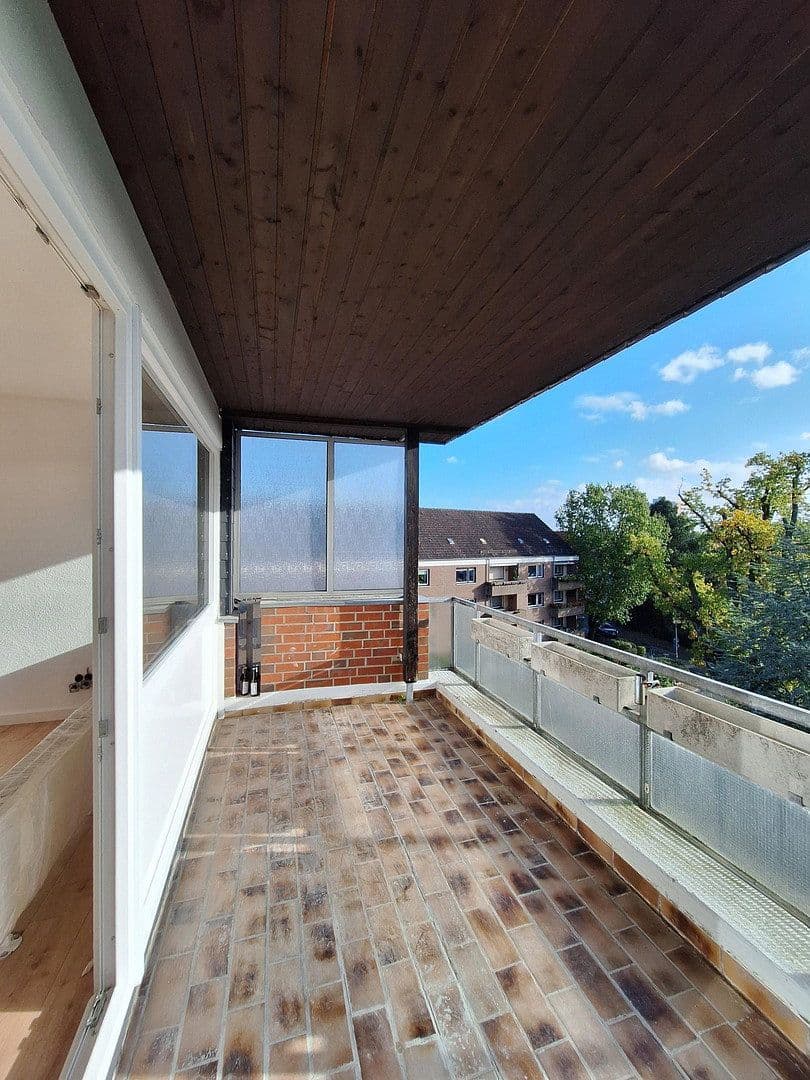 Prenájom bytu 3-izbový 90 m², Kirchweg 21, Garbsen, Dolné Sasko Prenájom bytu 3-izbový 90 m², Kirchweg 21, Garbsen, Dolné Sasko